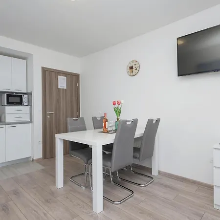 Lovely In With House Sea View Apartment