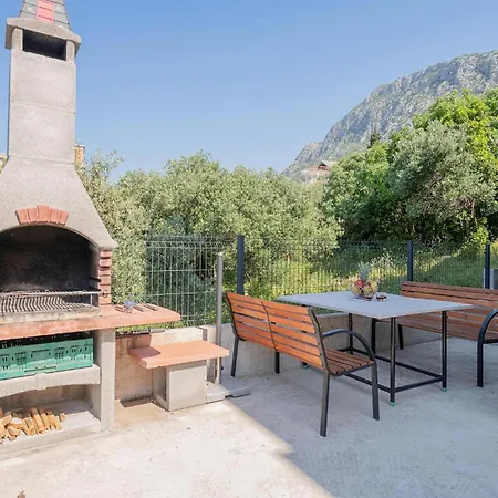 Lovely In With House Sea View Apartment