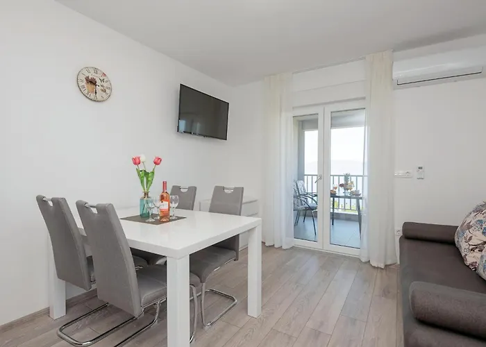2 Bedroom Gorgeous In