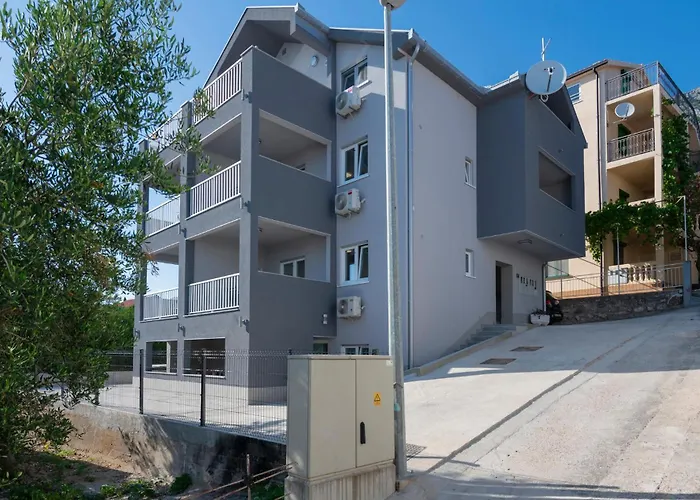 2 Bedroom Gorgeous In