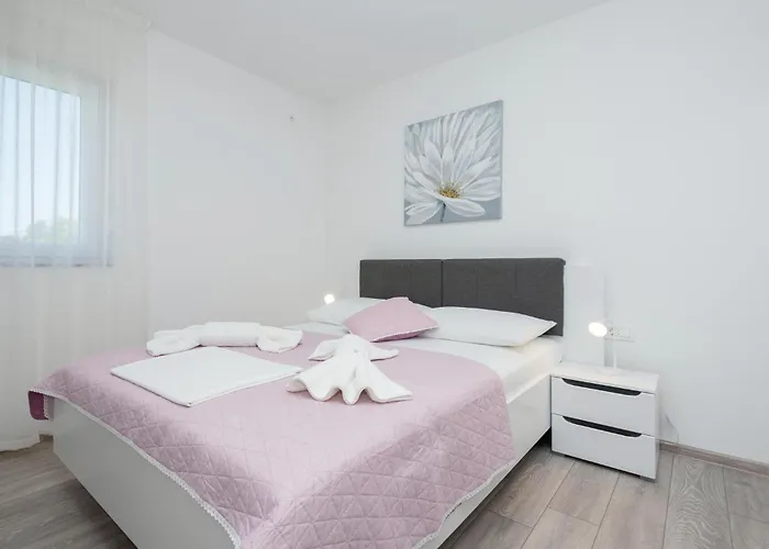 2 Bedroom Gorgeous In Apartmán *